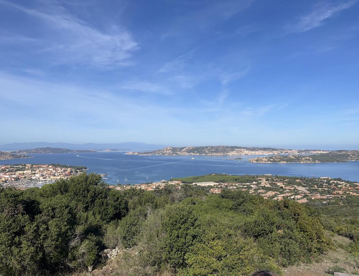 L'Angolo Sul Porto Palau Luaran gambar